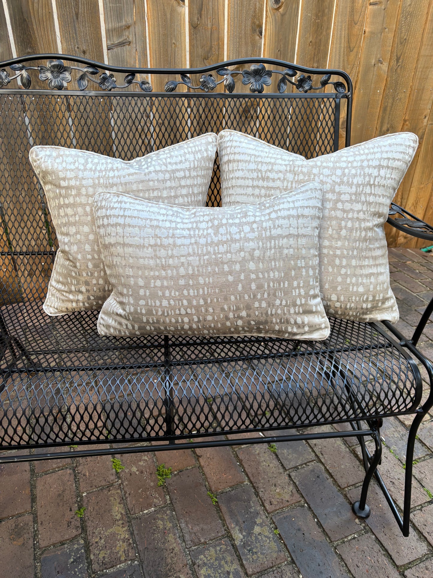 Fine Linens Nola Silver/Gold Fleck Pillows