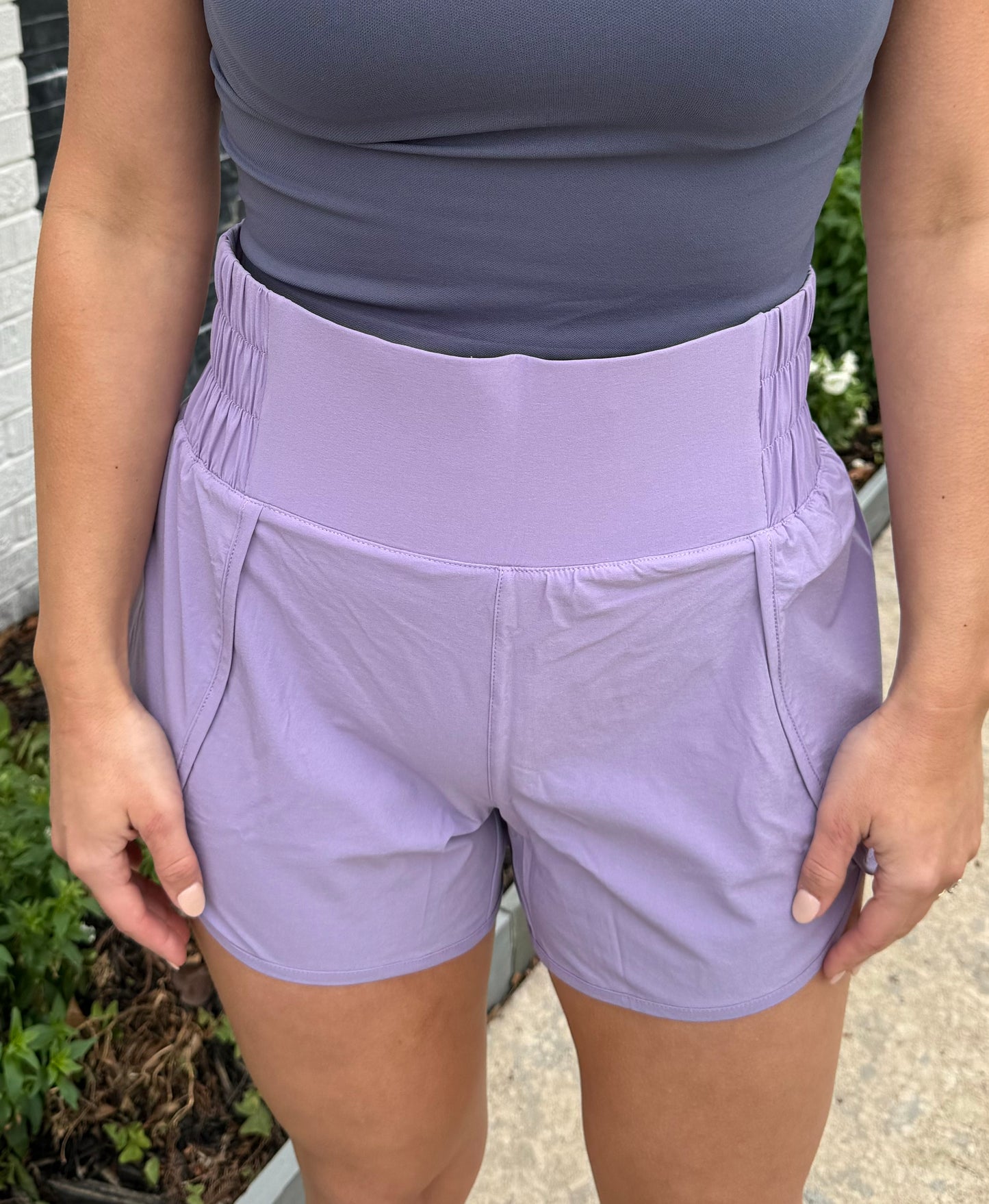 Run Easy High Rise Shorts